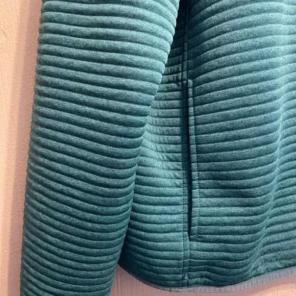 L.L. Bean 1/4 Snap Long Teal Crewneck Sweater with Ribbed Texture - Picture 6 of 10